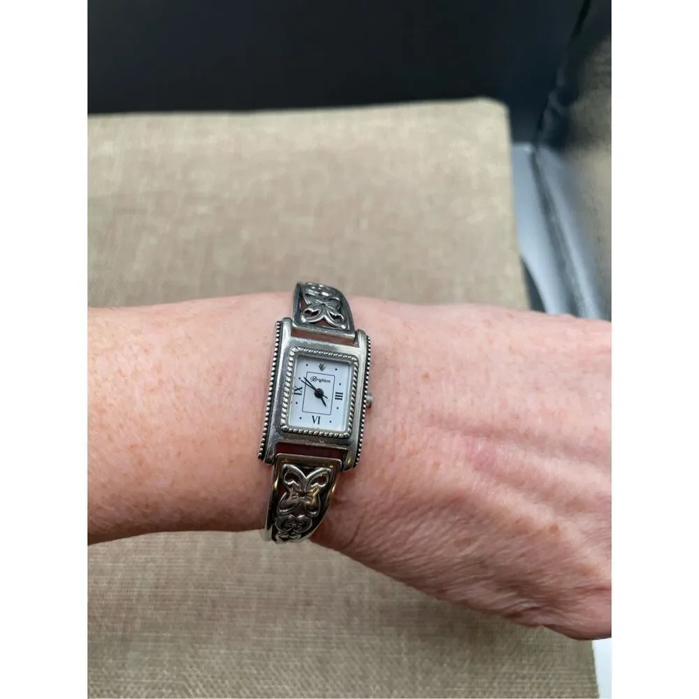 Brighton Hamilton  Fashion Watch Ladies Garden Inspired Brighton Hamilton Garden Floral Butterfly Watch Silver  main image 4